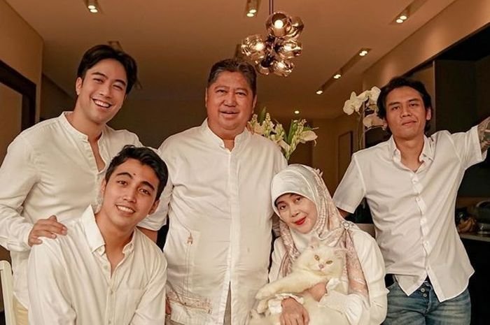 Ayah Ungkap Bukti Vidi Aldiano Layak Dijuluki Duta Persahabatan